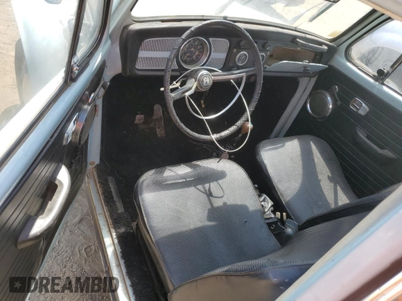 1969 Volkswagen Beetle z VIN 119467543, wystawiony jako Copart lot #59442045 z przebiegiem 9 895 mil mil oraz Czysty tytuł • Clean title. Historia ofert i sprzedaży dostępna na DreamBid. Obrazek 8.
