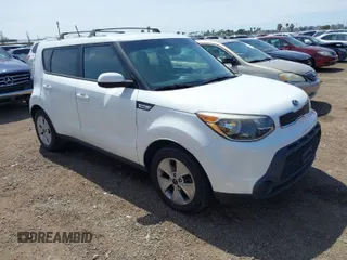 2015 Kia Soul with VIN KNDJN2A25F7178150, listed as a IAAI auction lot 41871680 with 118,487 mi miles. Bid and sale history available at carsss.com. Image 1.