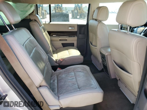 2011 Ford Flex SEL z VIN 2FMGK5CC5BBD30015, wystawiony jako Copart lot #49678135 z przebiegiem 200 998 mil mil oraz Szkoda całkowita • Salvage title. Historia ofert i sprzedaży dostępna na DreamBid. Obrazek 12.