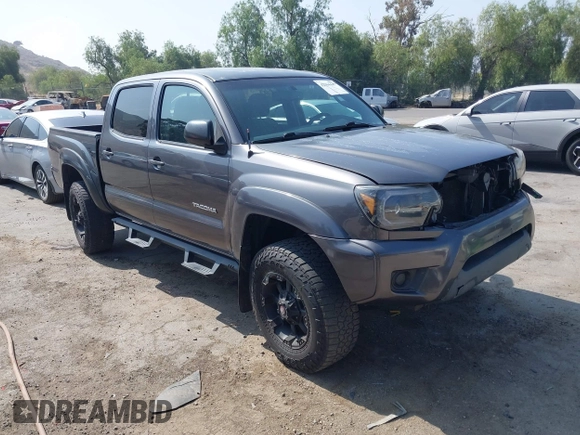 2013 Toyota Tacoma PreRunner z VIN 5TFJX4GN2DX018800, wystawiony jako IAAI lot #42304447 z przebiegiem 188 409 mil mil oraz . Historia ofert i sprzedaży dostępna na DreamBid. Obrazek 1.