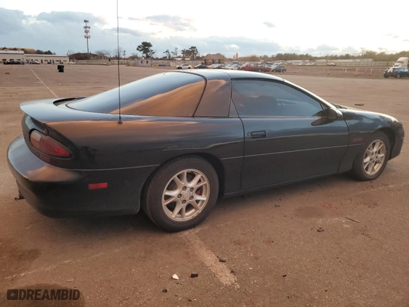2002 Chevrolet Camaro Z28 with VIN 2G1FP22G422157049, listed as a Copart auction lot 81936084 with 301,778 mi miles and Salvage Title. Bid and sale history available at carsss.com. Image 3.