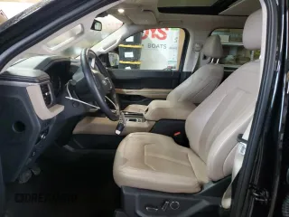 2024 Ford Expedition Limited with VIN 1FMJU1K83REA25911, listed as a Copart auction lot 53043055 with 29,366 mi miles and Clean Title. Bid and sale history available at carsss.com. Image 7.