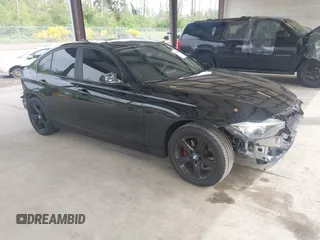 2015 BMW 3 Series 328i с VIN WBA3C1C57FK124245, выставлен на аукционе IAAI как лот 42278664 с пробегом 105 070 миль миль и . История ставок и продаж доступна на DreamBid. Изображение 1.
