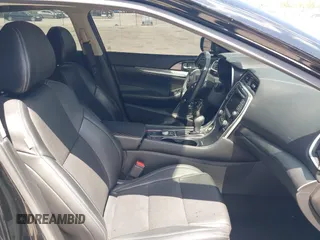 2020 Nissan Maxima SL z VIN 1N4AA6DV2LC385127, wystawiony jako IAAI lot #42319546 z przebiegiem 37 508 mil mil oraz . Historia ofert i sprzedaży dostępna na DreamBid. Obrazek 5.