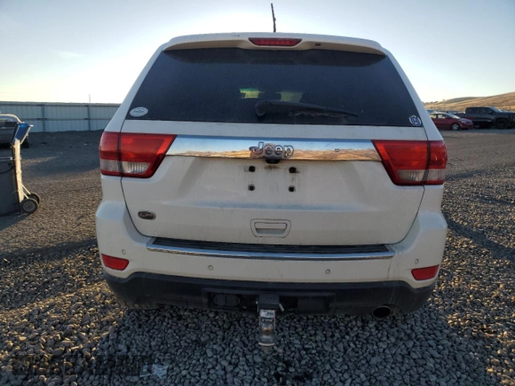 2011 Jeep Grand Cherokee Overland with VIN 1J4RS6GG9BC629680, listed as a Copart auction lot 83861474 with 175,547 mi miles and Salvage Title. Bid and sale history available at DreamBid. Image 6.