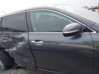 2020 Kia Sorento S z VIN 5XYPG4A5XLG690303, wystawiony jako IAAI lot #42070603 z przebiegiem 55 434 mil mil oraz . Historia ofert i sprzedaży dostępna na DreamBid. Obrazek 13.