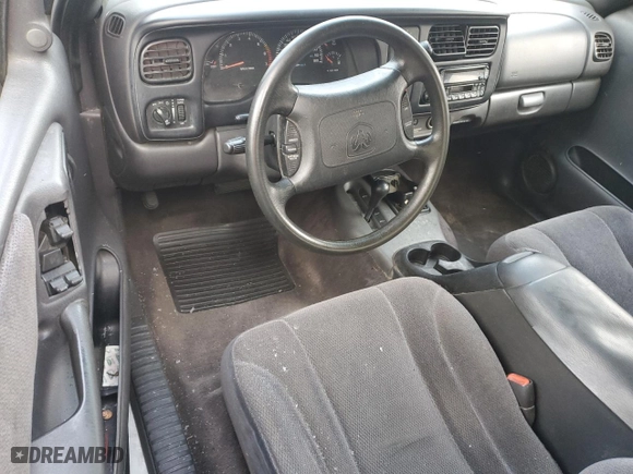2000 Dodge Dakota Sport with VIN 1B7GG22N0YS754420, listed as a Copart auction lot 46234915 with 236,355 mi miles and Salvage Title. Bid and sale history available at carsss.com. Image 8.