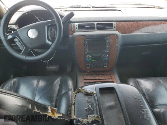 2007 Chevrolet Tahoe LTZ with VIN 1GNFC13077R339175, listed as a Copart auction lot 58924925 with Not provided miles and Salvage title. Bid and sale history available at DreamBid. Image 8.