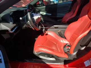 2020 Chevrolet Corvette 1LT z VIN 1G1Y62D49L5108899, wystawiony jako Copart lot #47392495 z przebiegiem 61 423 mil mil oraz Szkoda całkowita • Salvage title. Historia ofert i sprzedaży dostępna na DreamBid. Obrazek 7.