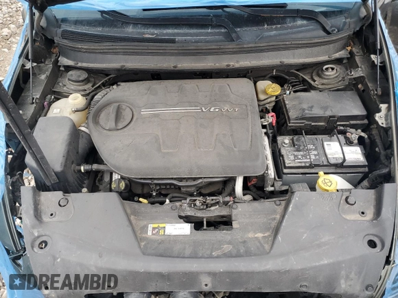 2015 Jeep Cherokee Latitude with VIN 1C4PJMCS7FW636386, listed as a Copart auction lot 75179484 with 169,815 mi miles and Non Repairable. Bid and sale history available at DreamBid. Image 12.