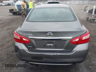 2016 Nissan Altima SV with VIN 1N4AL3AP9GC169201, listed as a IAAI auction lot 41429703 with 175,672 mi miles and . Bid and sale history available at DreamBid. Image 6.