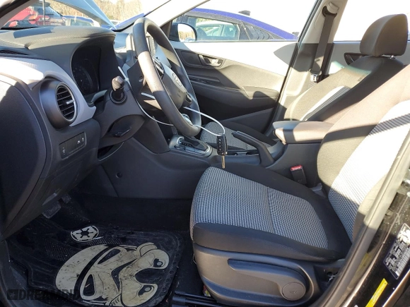 2021 Hyundai Kona SE with VIN KM8K12AA9MU662078, listed as a Copart auction lot 43688795 with 58,498 mi miles and Salvage Title. Bid and sale history available at carsss.com. Image 7.
