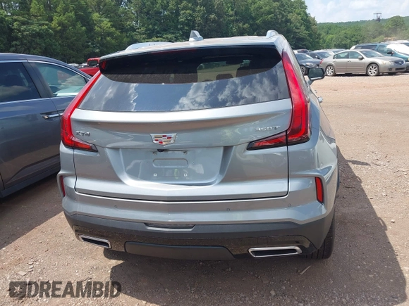 2025 Cadillac XT4 FWD Premium Luxury with VIN 1GYFZCR45SF128039, listed as a IAAI auction lot 42563517 with 18,478 mi miles and . Bid and sale history available at DreamBid. Image 16.