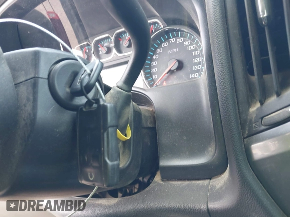 2015 Chevrolet Silverado 1500 LT with VIN 3GCUKREC1FG392218, listed as a IAAI auction lot 42094309 with 140,915 mi miles and . Bid and sale history available at DreamBid. Image 11.