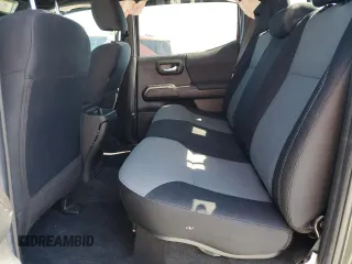 2022 Toyota Tacoma SR z VIN 3TMCZ5AN6NM479653, wystawiony jako Copart lot #47704285 z przebiegiem 57 618 mil mil oraz Szkoda całkowita • Salvage title. Historia ofert i sprzedaży dostępna na DreamBid. Obrazek 10.