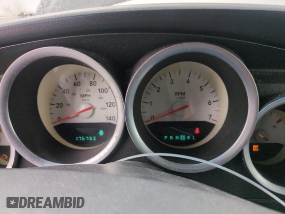 2005 Dodge Magnum SE z VIN 2D4FV48V55H529419, wystawiony jako Copart lot #53908645 z przebiegiem 176 793 mil mil oraz Szkoda całkowita • Salvage title. Historia ofert i sprzedaży dostępna na DreamBid. Obrazek 9.