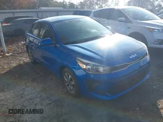 2023 Kia Rio LX z VIN 3KPA24AD2PE538126, wystawiony jako IAAI lot #40932025 z przebiegiem 44 218 mil mil oraz . Historia ofert i sprzedaży dostępna na DreamBid. Obrazek 1.