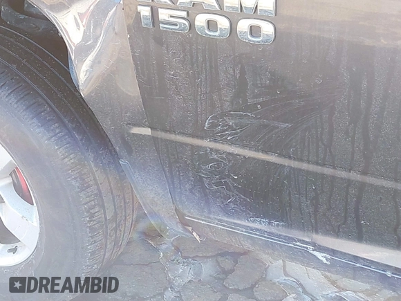 2018 Ram 1500 Tradesman with VIN 1C6RR7FT2JS163365, listed as a IAAI auction lot 41451862 with 121,548 mi miles and . Bid and sale history available at DreamBid. Image 18.