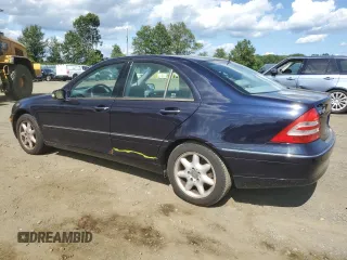 2003 Mercedes-Benz C 320 with VIN WDBRF64J83E010163, listed as a Copart auction lot 68478564 with Not Provided miles and Salvage Title. Bid and sale history available at DreamBid. Image 2.