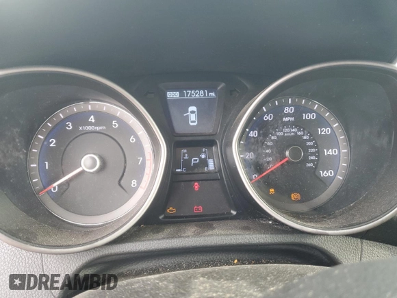 2016 Hyundai Elantra GT with VIN KMHD35LH2GU253097, listed as a Copart auction lot 73059734 with 175,281 mi miles and Clean Title. Bid and sale history available at carsss.com. Image 9.