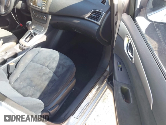 2013 Nissan Sentra SV with VIN 3N1AB7APXDL699460, listed as a IAAI auction lot 41988177 with 92,251 mi miles. Bid and sale history available at carsss.com. Image 5.