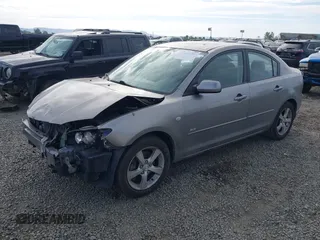 2006 Mazda 3 s z VIN JM1BK324061424656, wystawiony jako IAAI lot #42188589 z przebiegiem 120 295 mil mil oraz . Historia ofert i sprzedaży dostępna na DreamBid. Obrazek 2.