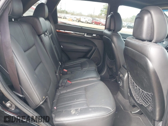 2014 Kia Sorento SX Limited with VIN 5XYKWDA77EG471803, listed as a IAAI auction lot 41682414 with 156,220 mi miles. Bid and sale history available at carsss.com. Image 7.