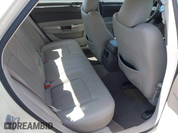 2010 Chrysler 300 C Hemi with VIN 2C3CA6CT6AH114461, listed as a IAAI auction lot 41779993 with 126,898 mi miles and . Bid and sale history available at carsss.com. Image 8.
