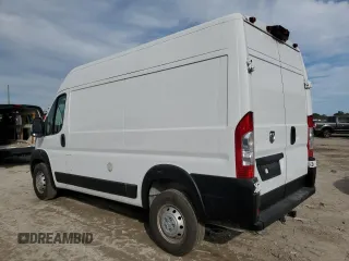2017 Ram ProMaster Cargo with VIN 3C6TRVBG4HE538284, listed as a Copart auction lot 87117614 with 142,477 mi miles and Salvage Title. Bid and sale history available at DreamBid. Image 2.