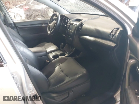 2011 Kia Sorento EX with VIN 5XYKUDA21BG024857, listed as a IAAI auction lot 42243340 with 145,514 mi miles and . Bid and sale history available at DreamBid. Image 5.
