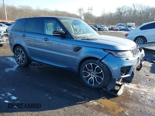 2019 Land Rover Range Rover Sport HSE Dynamic with VIN SALWV2SV7KA421090, listed as a IAAI auction lot 41161330 with 41,748 mi miles. Bid and sale history available at carsss.com. Image 1.