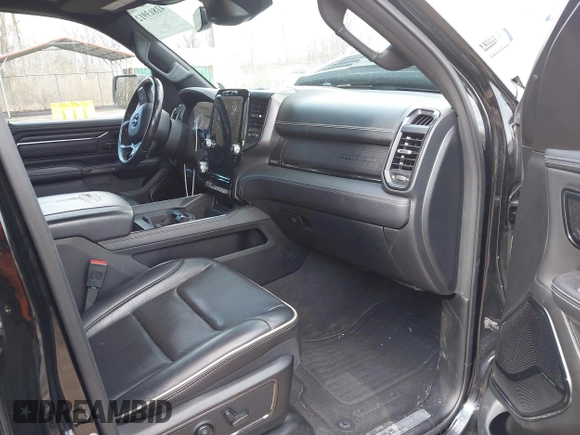2022 Ram 1500 Limited z VIN 1C6SRFHM3NN412939, wystawiony jako IAAI lot #41813912 z przebiegiem 62 218 mil mil oraz . Historia ofert i sprzedaży dostępna na DreamBid. Obrazek 5.