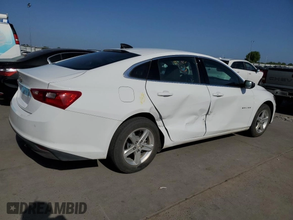 2024 Chevrolet Malibu LS with VIN 1G1ZB5ST0RF184574, listed as a Copart auction lot 53998505 with 32,480 mi miles and Clean Title. Bid and sale history available at DreamBid. Image 3.