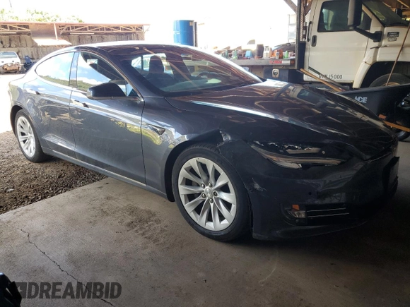 2017 Tesla Model S 100D with VIN 5YJSA1E20HF198419, listed as a Copart auction lot 61481605 with 52,853 mi miles and Salvage title. Bid and sale history available at DreamBid. Image 4.