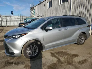 2024 Toyota Sienna LE with VIN 5TDGRKEC7RS197259, listed as a Copart auction lot 49706705 with 14,671 mi miles and Clean Title. Bid and sale history available at carsss.com. Image 1.
