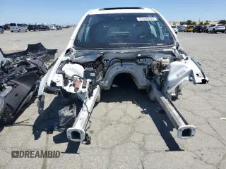 2015 Chevrolet SS z VIN 6G3F15RW6FL105101, wystawiony jako Copart lot #57338535 z przebiegiem Nie podano mil oraz Szkoda całkowita • Salvage title. Historia ofert i sprzedaży dostępna na DreamBid. Obrazek 5.