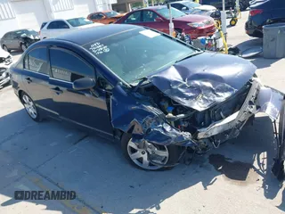 2006 Honda Civic LX z VIN 2HGFA16546H522510, wystawiony jako IAAI lot #42012095 z przebiegiem 150 847 mil mil oraz . Historia ofert i sprzedaży dostępna na DreamBid. Obrazek 1.