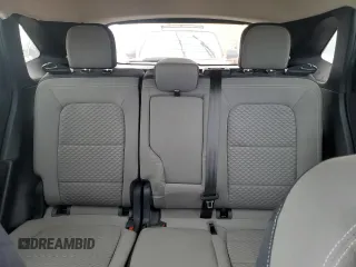 2020 Ford Escape SE с VIN 1FMCU0G60LUB93237, выставлен на аукционе Copart как лот 49292085 с пробегом 40 935 миль миль и Списание • Salvage title. История ставок и продаж доступна на DreamBid. Изображение 10.