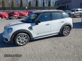 2020 MINI Countryman Cooper S with VIN WMZYX1C05L3L45883, listed as a IAAI auction lot 40690925 with 28,846 mi miles and . Bid and sale history available at DreamBid. Image 18.