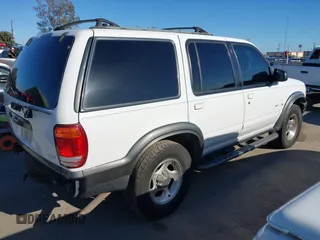 2001 Ford Explorer XLT with VIN 1FMZU63P51UB23659, listed as a IAAI auction lot 41829531 with 139,138 mi miles and . Bid and sale history available at DreamBid. Image 4.