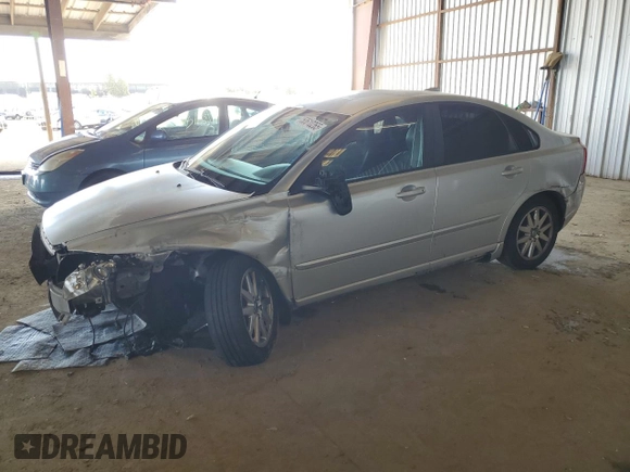 2008 Volvo S40 2.4L with VIN YV1MS390582399871, listed as a Copart auction lot 50610265 with 197,090 mi miles and Salvage Title. Bid and sale history available at carsss.com. Image 1.