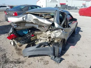 2004 Honda Civic LX with VIN 2HGES15534H590143, listed as a IAAI auction lot 41822593 with 270,820 mi miles. Bid and sale history available at carsss.com. Image 4.