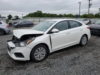 2018 Hyundai Accent SE z VIN 3KPC24A39JE020845, wystawiony jako Copart lot #58273145 z przebiegiem 133 046 mil mil oraz Szkoda całkowita • Salvage title. Historia ofert i sprzedaży dostępna na DreamBid. Obrazek 1.