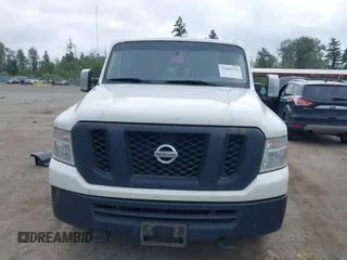 2019 Nissan NV SV z VIN 1N6AF0KY6KN807177, wystawiony jako IAAI lot #42495939 z przebiegiem 230 210 mil mil oraz . Historia ofert i sprzedaży dostępna na DreamBid. Obrazek 13.