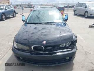 2002 BMW 3 Series 325Ci with VIN WBABN33482JW53230, listed as a IAAI auction lot 41912031 with 211,631 mi miles. Bid and sale history available at carsss.com. Image 12.