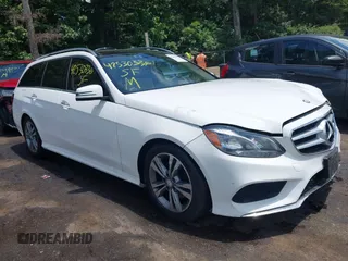 2015 Mercedes-Benz E 350 Luxury with VIN WDDHH8JB2FB088997, listed as a IAAI auction lot 42530336 with 96,993 mi miles and . Bid and sale history available at DreamBid. Image 1.