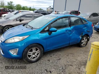 2012 Ford Fiesta SE z VIN 3FADP4BJ0CM145704, wystawiony jako Copart lot #53967525 z przebiegiem 152 847 mil mil oraz Nie do naprawy • Non repairable. Historia ofert i sprzedaży dostępna na DreamBid. Obrazek 1.