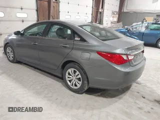 2013 Hyundai Sonata GLS with VIN 5NPEB4AC6DH550506, listed as a IAAI auction lot 41984573 with 153,995 mi miles and . Bid and sale history available at carsss.com. Image 3.