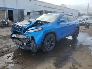 2018 Jeep Cherokee Latitude Tech Connect with VIN 1C4PJMCB1JD543335, listed as a Copart auction lot 61581975 with 83,918 mi miles and Salvage title. Bid and sale history available at DreamBid. Image 1.