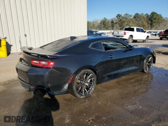 2018 Chevrolet Camaro ZL1 with VIN 1G1FK1R61J0183274, listed as a Copart auction lot 41405865 with Not Provided miles and Non Repairable. Bid and sale history available at carsss.com. Image 3.